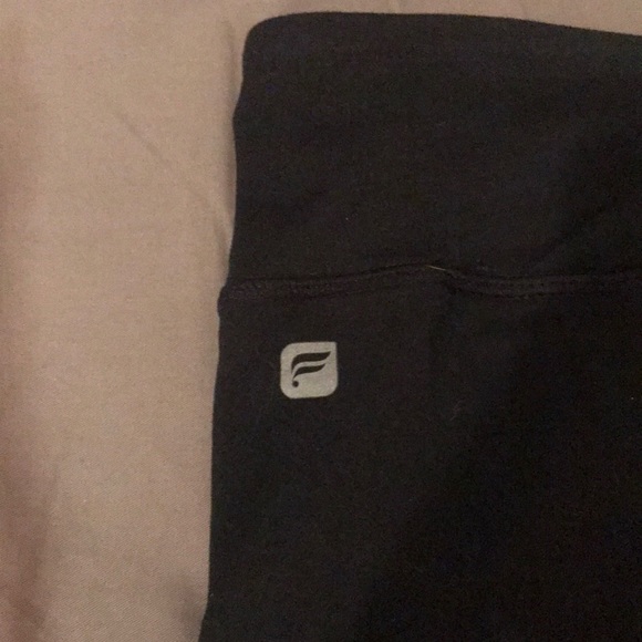 Fabletics Cropped Leggings - Picture 3 of 5
